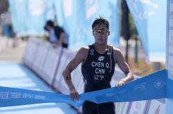 开云体育入口-芬兰选手在铁人三项比赛中勇夺冠军