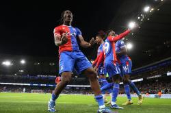 开云体育官方网站-利物浦防线再失守，球队战术存疑