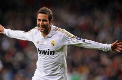 开云体育入口-街道狂飙与篮球绝杀，速度与耐力的双重奏