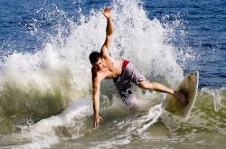 开云体育中国官网-广东队狂胜湖人，克莱成为关键先生