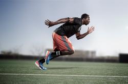 开云体育平台APP-赛道新纪元，周冠宇刷新纪录，索伯车队完胜红牛二队