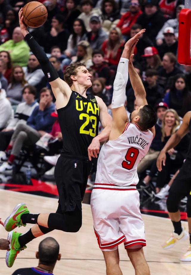 公牛队客场战胜爵士队，继续保持不败战绩