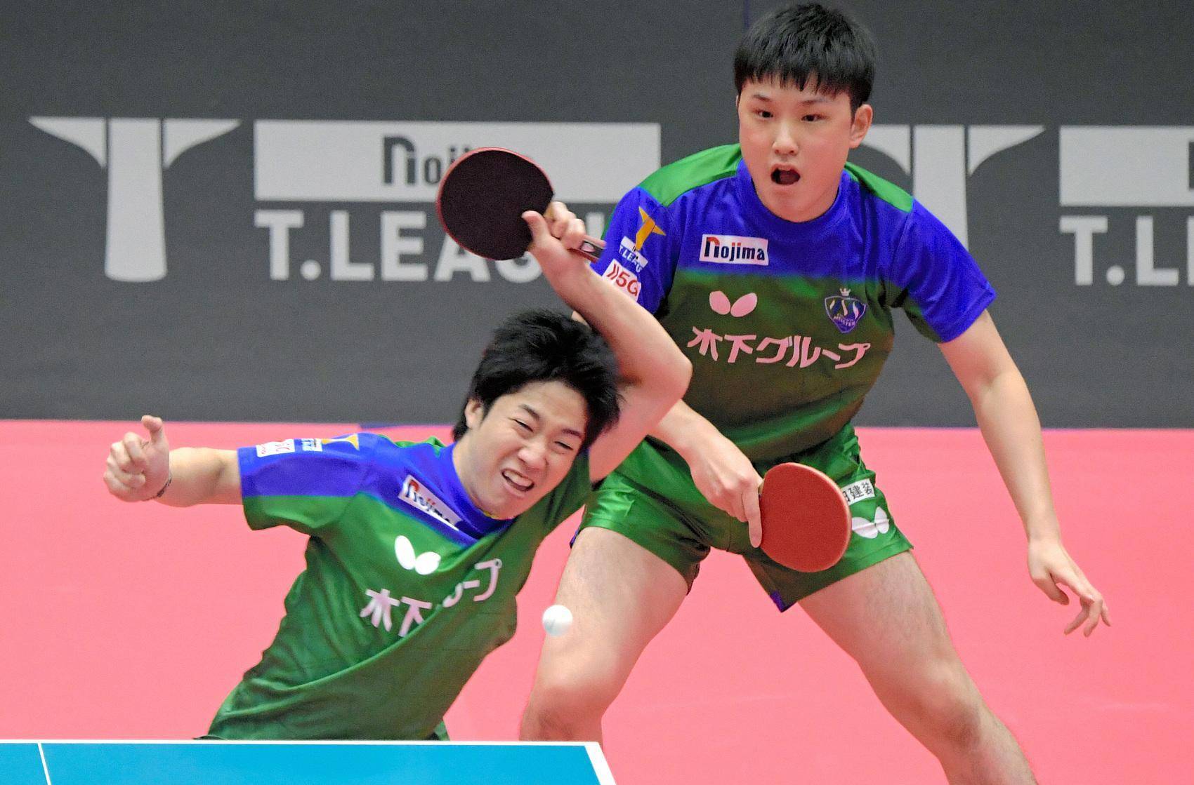 包含日本乒乓球队血洗奥地利乒乓球队，水谷隼打破历史纪录的词条