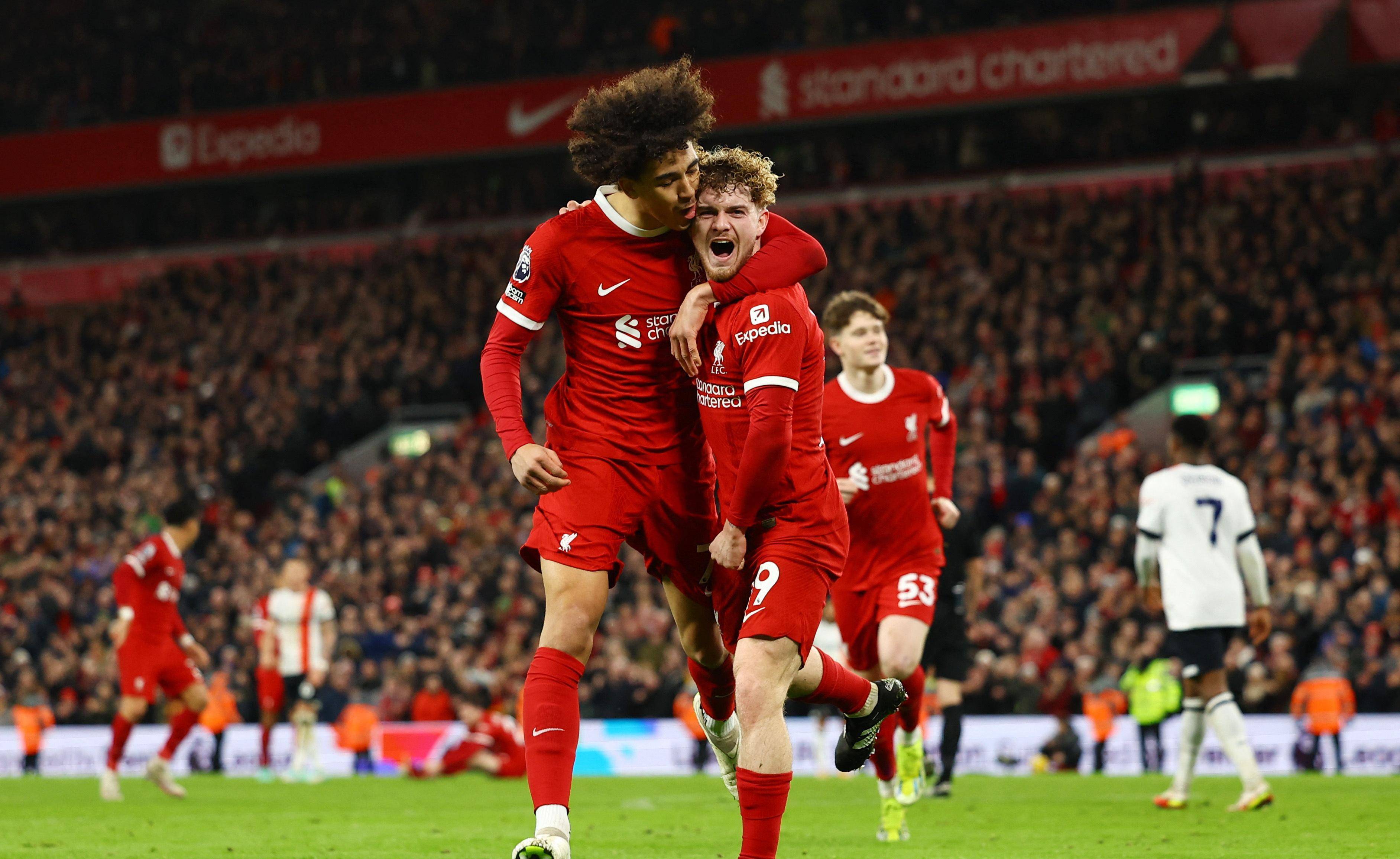 包含利物浦力克曼联，托雷斯送出助攻的词条