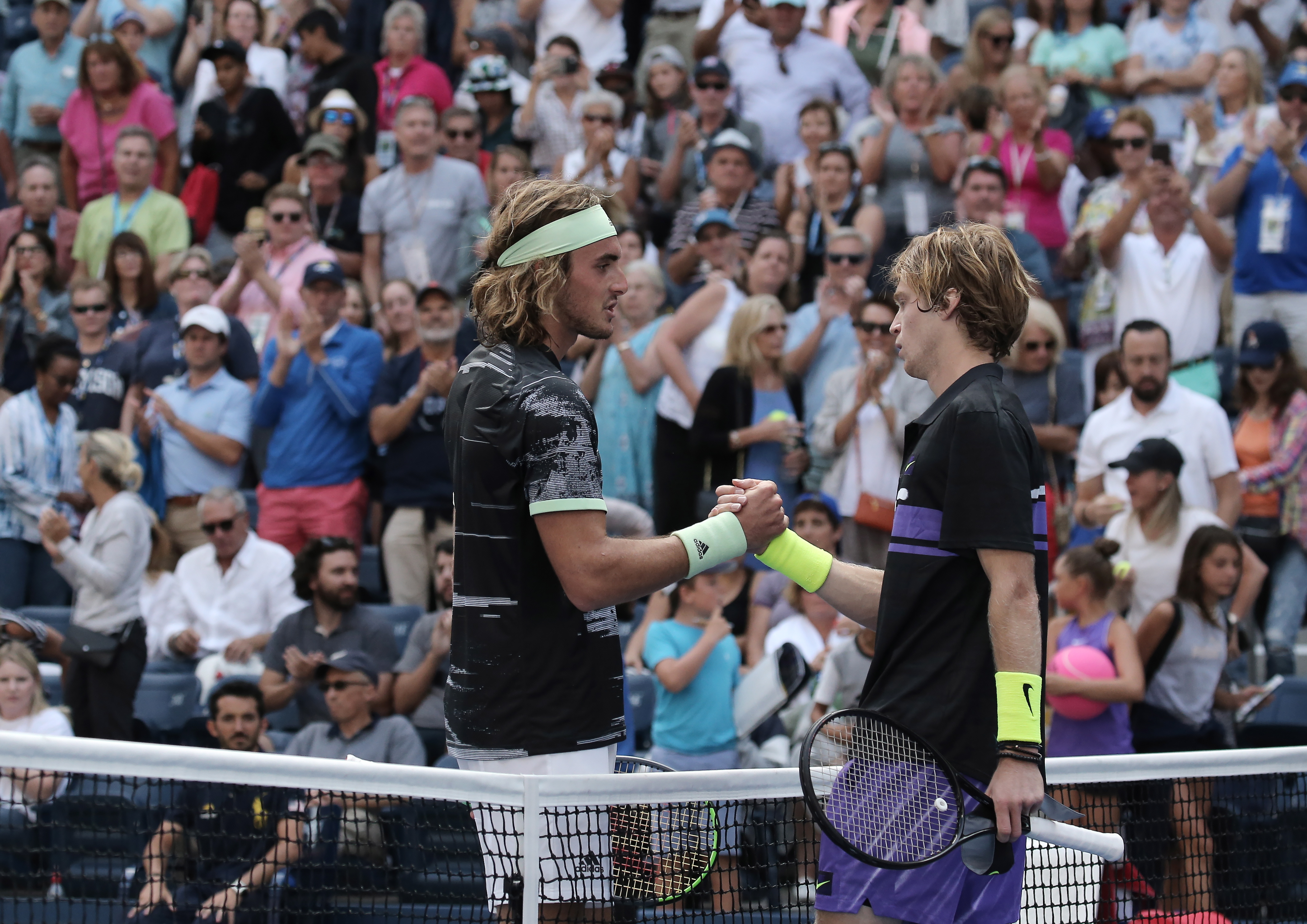 意大利网球队血洗美国网球队，西西帕斯绝境逆转