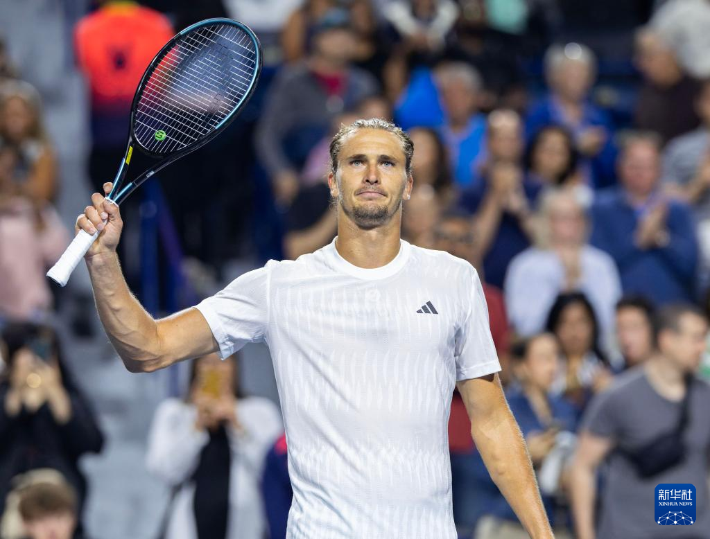 包含欧洲网球队绝地反击法国网球队，兹维列夫送出助攻的词条