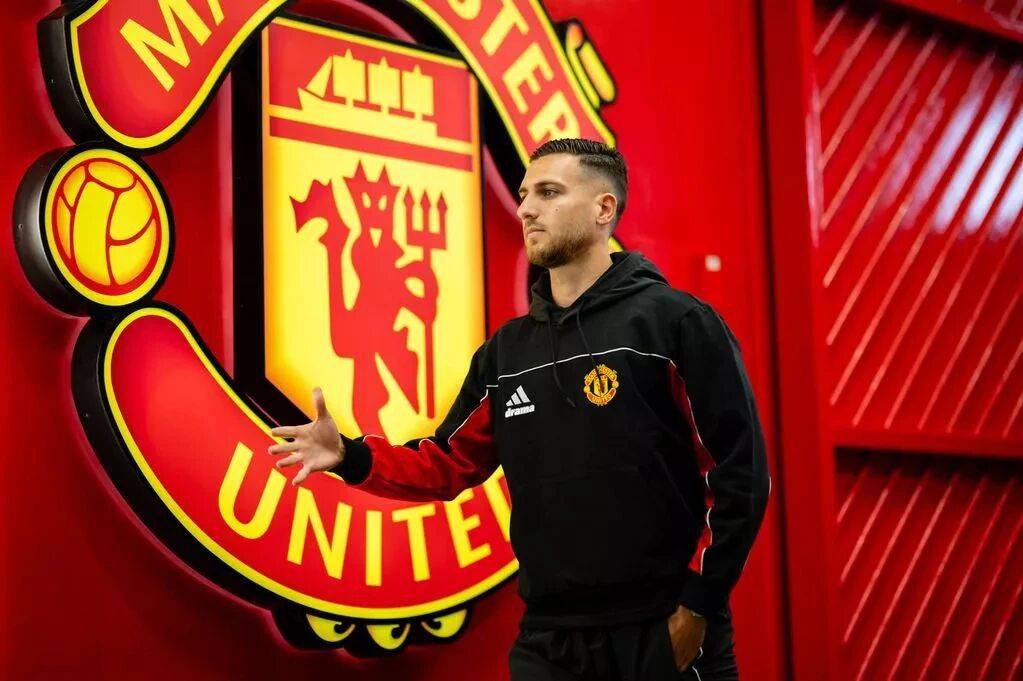 曼联连续主场胜出,切尔西难逃败局的简单介绍 曼联连续主场胜出,切尔西难逃败局的简单介绍