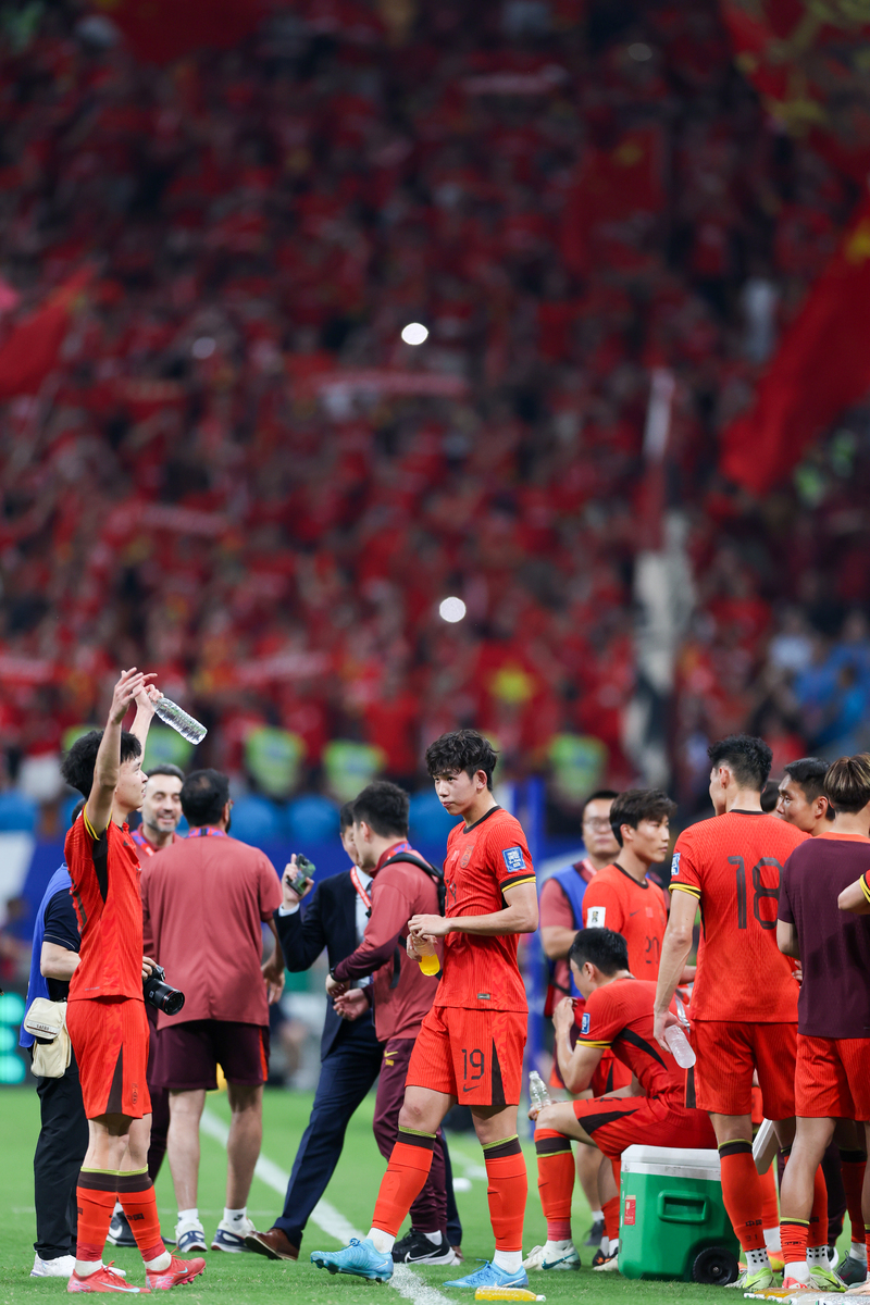 夺冠热门队伍胜算几何，赛场战况紧凑激烈的简单介绍