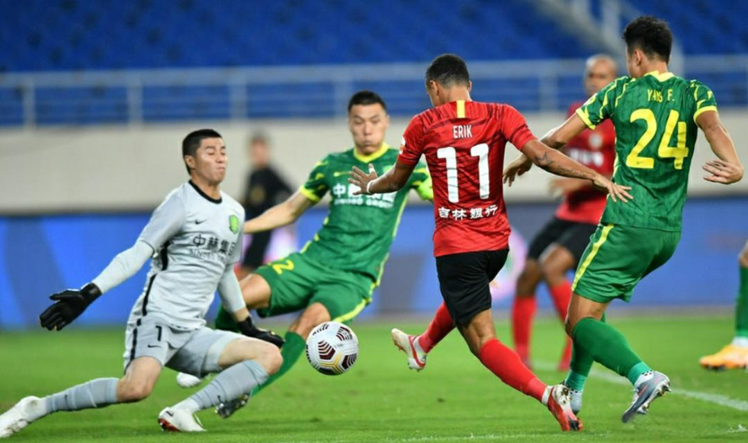 包含摩纳哥客场大胜，球队前途一片光明的词条