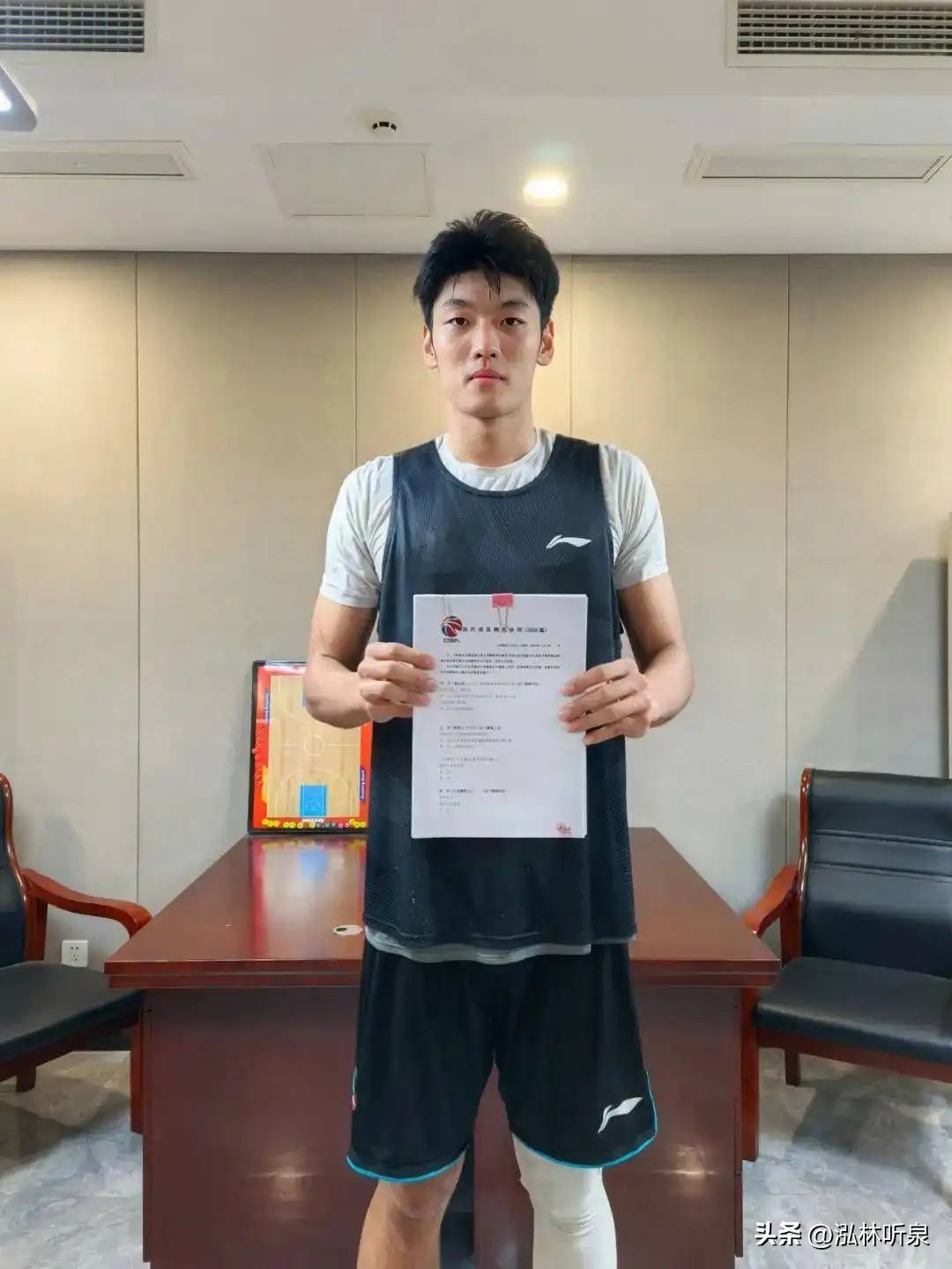 备战新赛季，球队整装待发，人气爆棚的简单介绍