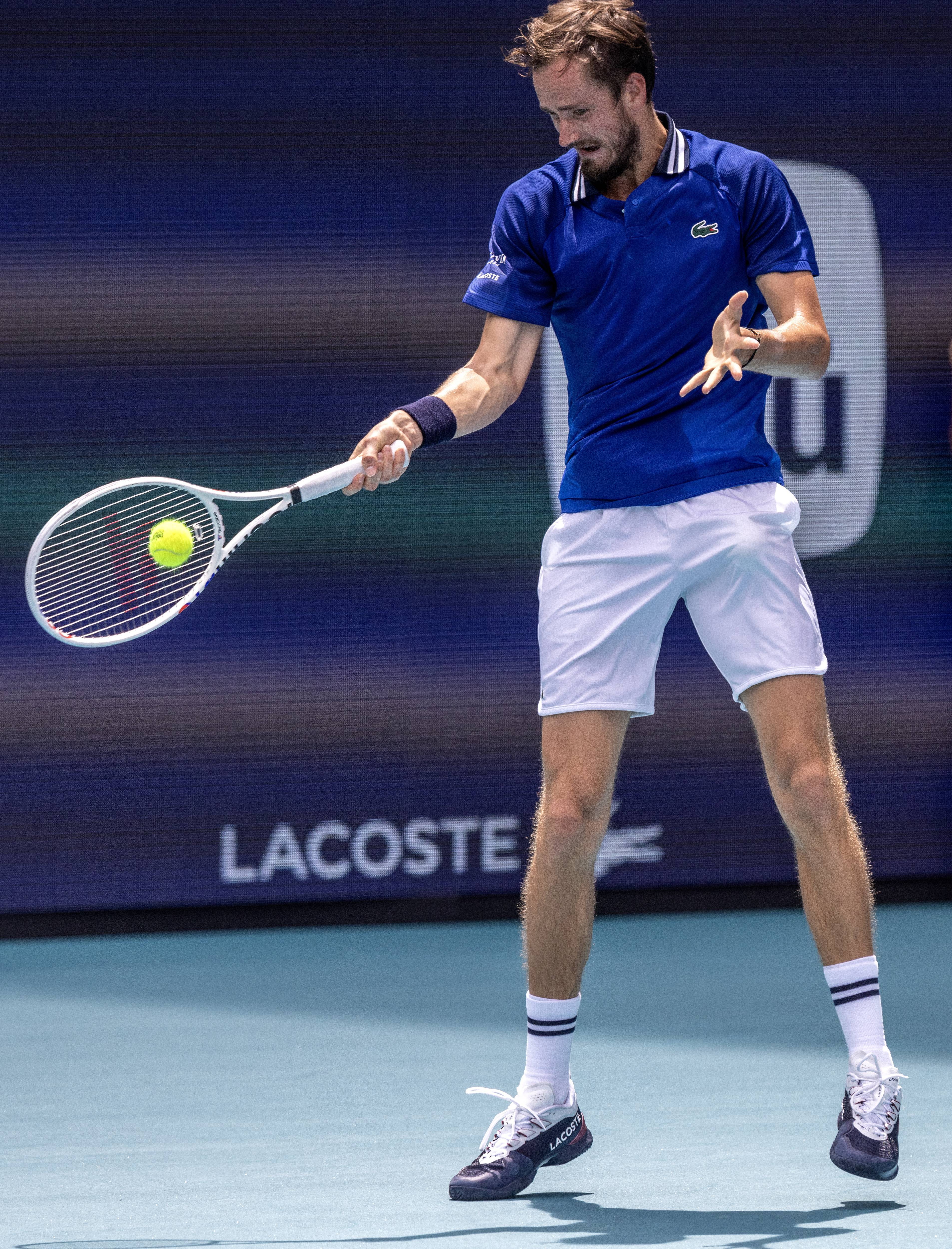 法国网球队横扫欧洲网球队，梅德韦杰夫制霸全场的简单介绍