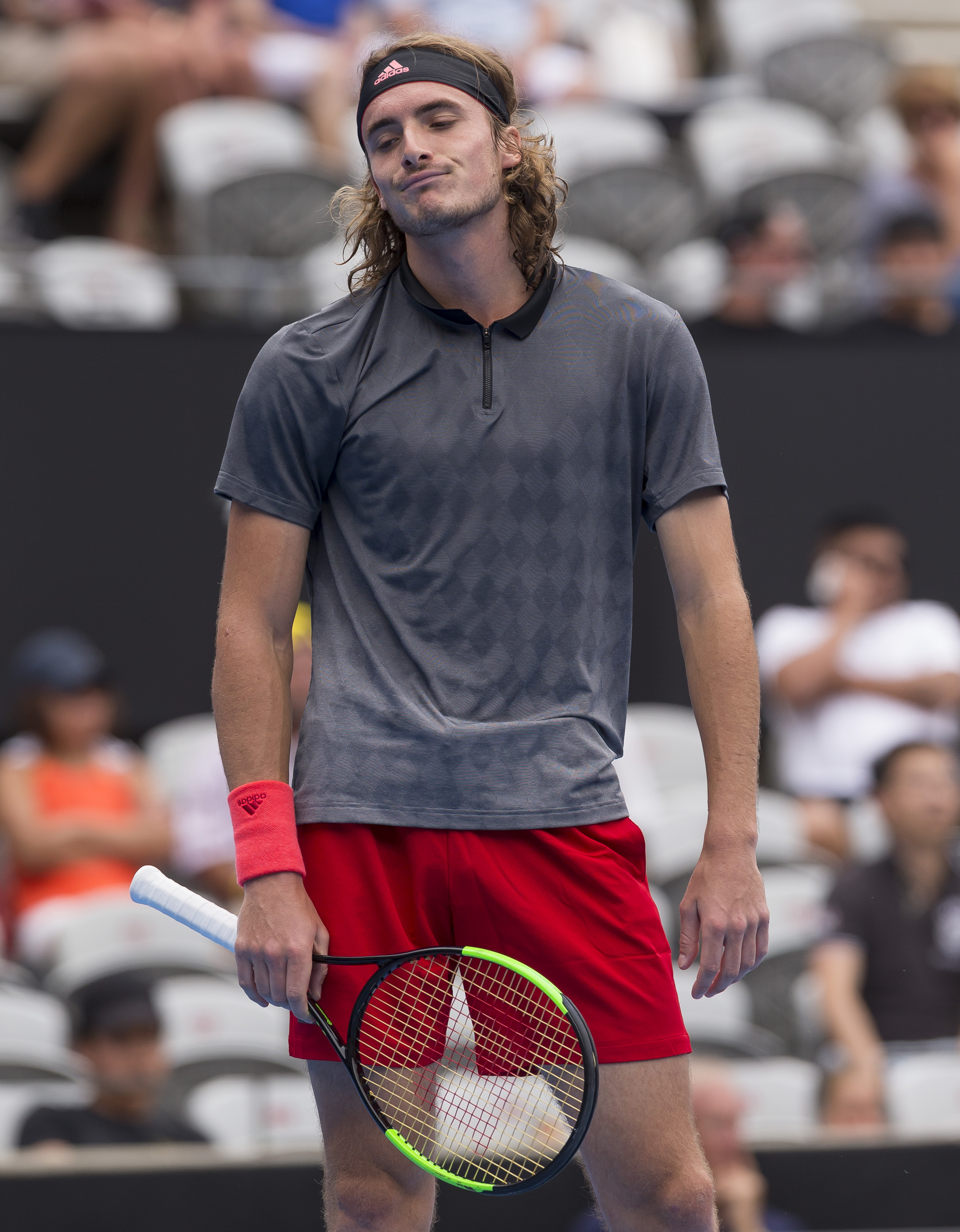 包含世界网球队强势澳大利亚网球队，西西帕斯高光表现的词条