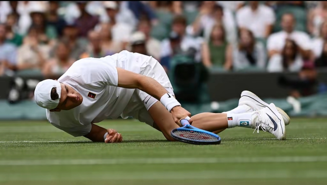 英国网球队血洗德国网球队，纳达尔制霸全场的简单介绍