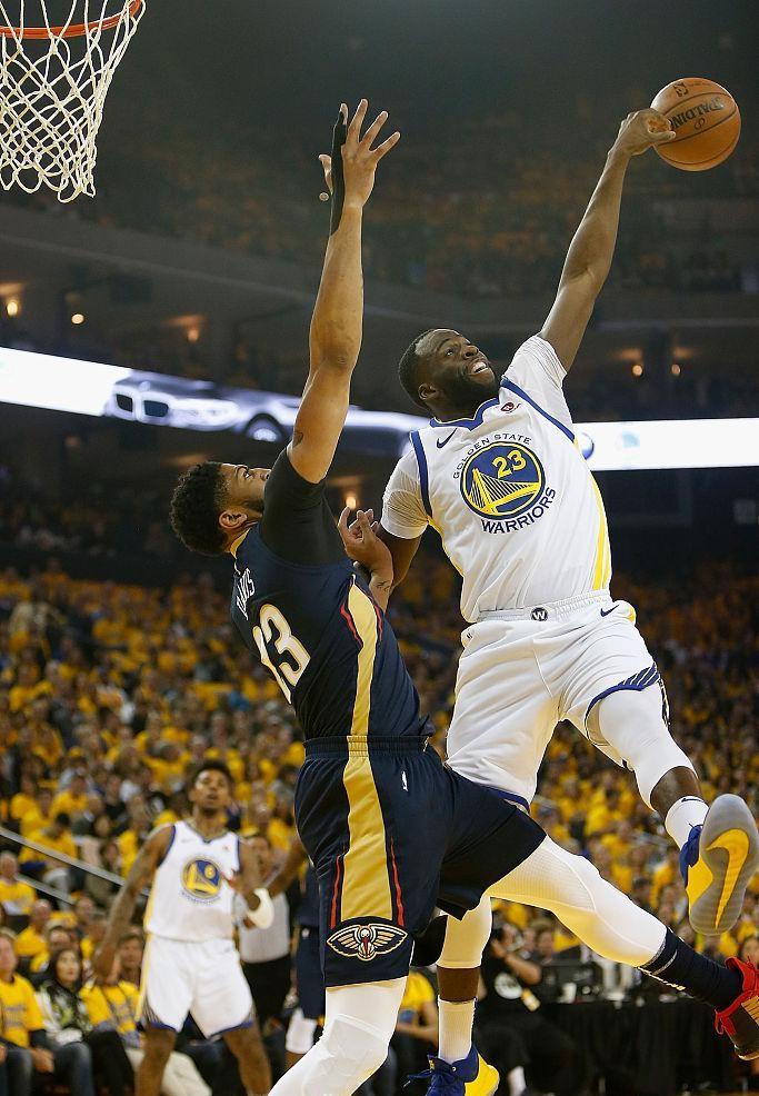 包含雷霆横扫鹈鹕，克莱高光表现的词条