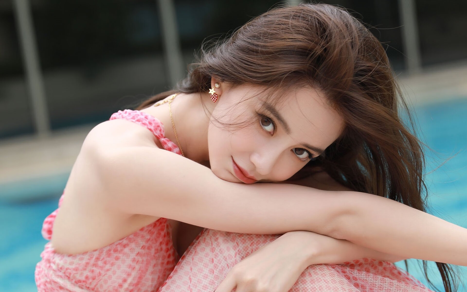 范戴克冠军级表现定乾坤，喀麦隆式坚韧不敌比利亚雷亚尔战术精粹