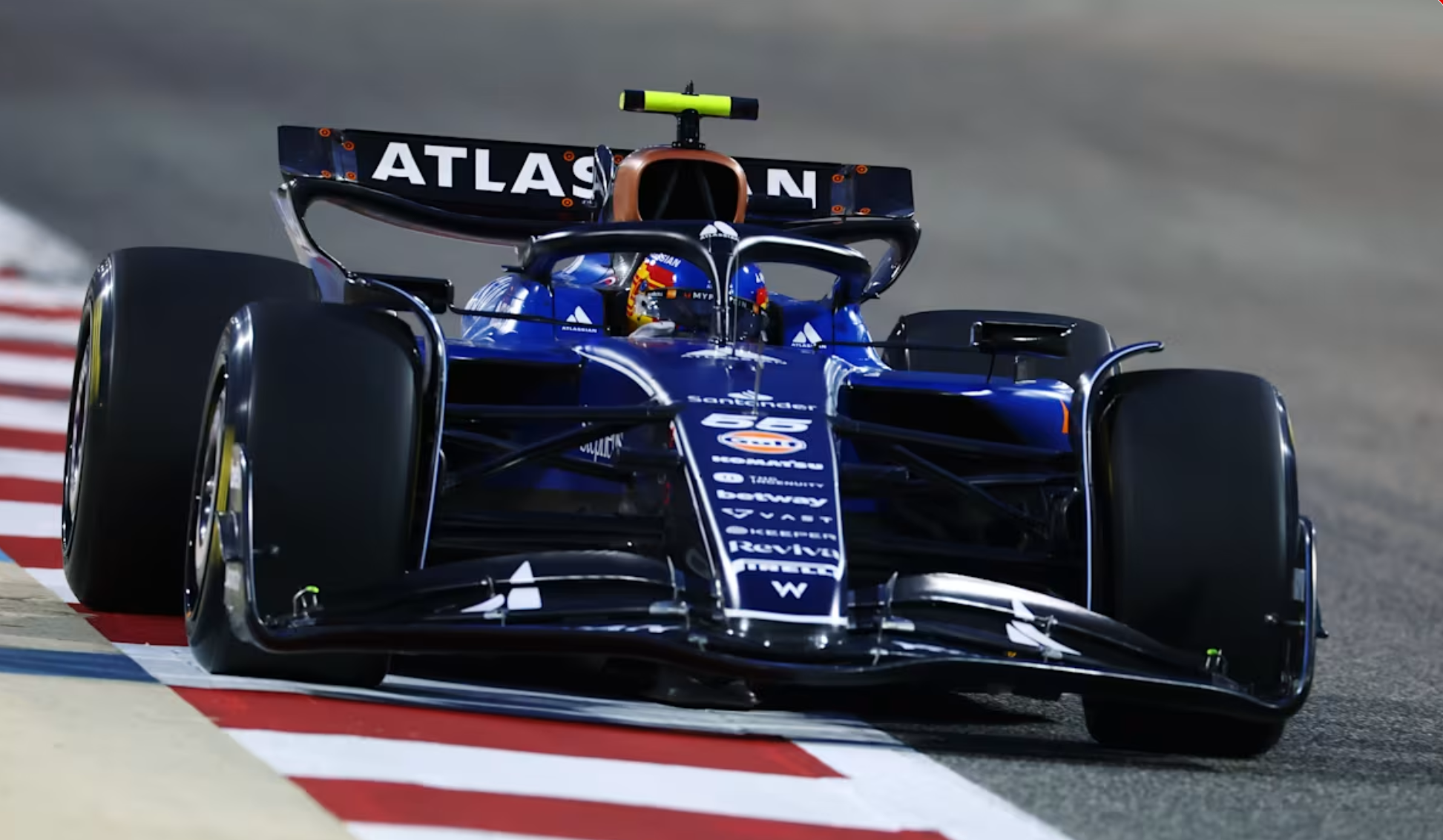 包含迈凯伦轻取梅赛德斯，塞恩斯状态火热的词条