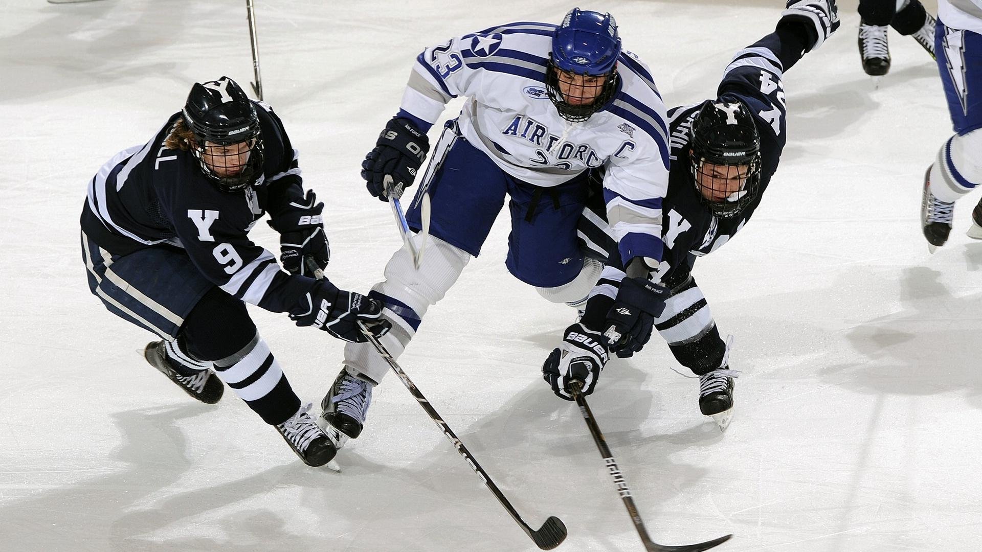 当蓝黑军团遇见桑巴军团，C罗的舞台，永远在更大的聚光灯下