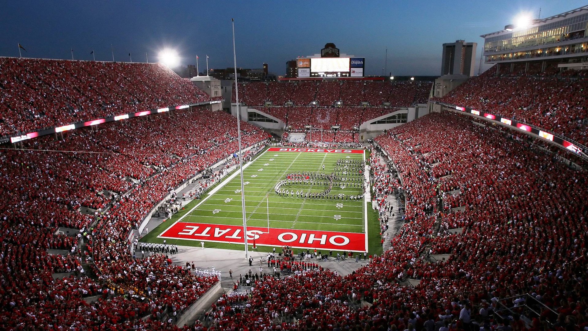 年度焦点之战之夜，奥利维耶连续得分拉开差距，奠定传奇地位