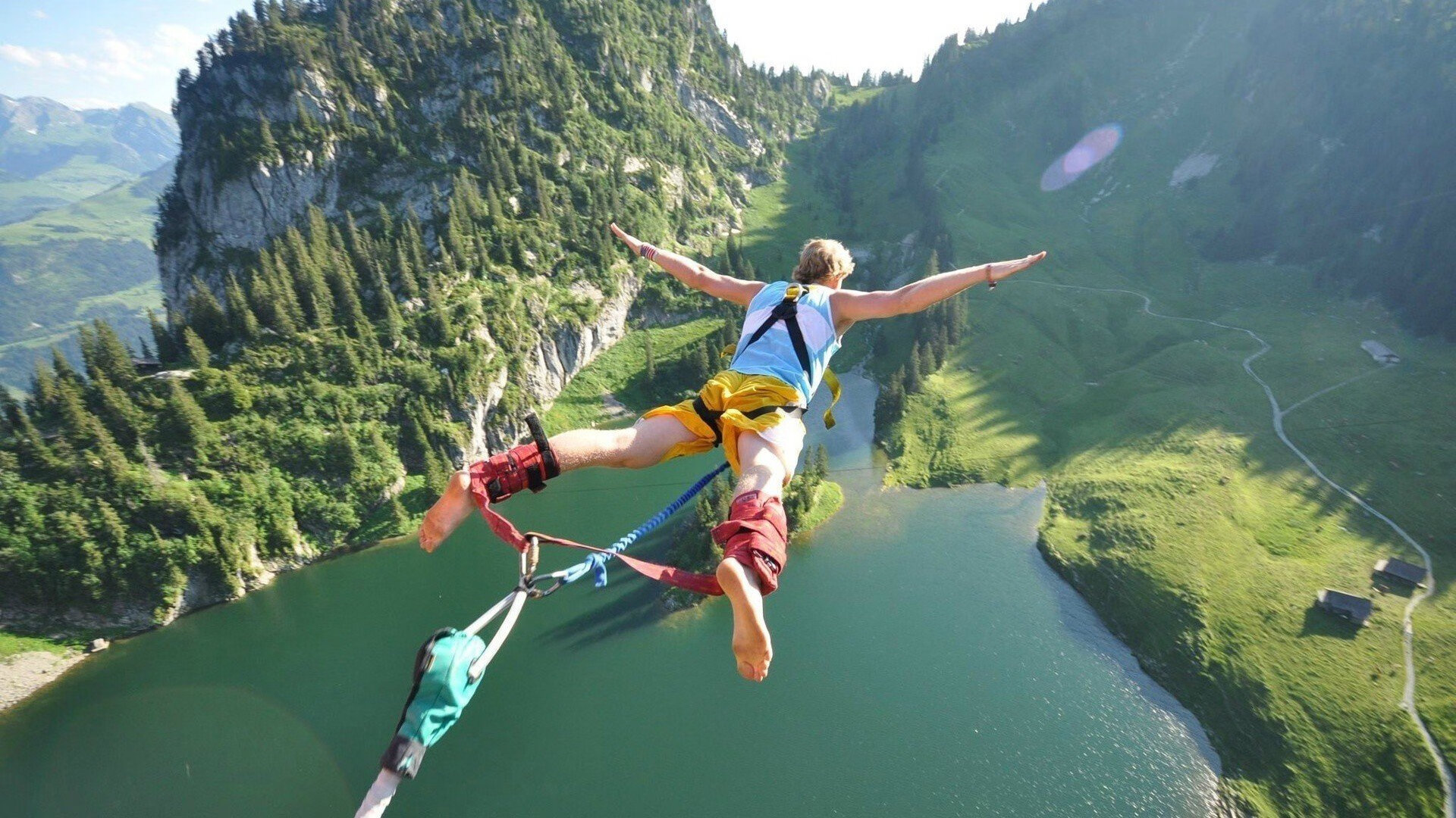 独舞与围城，哈登的杀伤艺术与魔术的防守密码